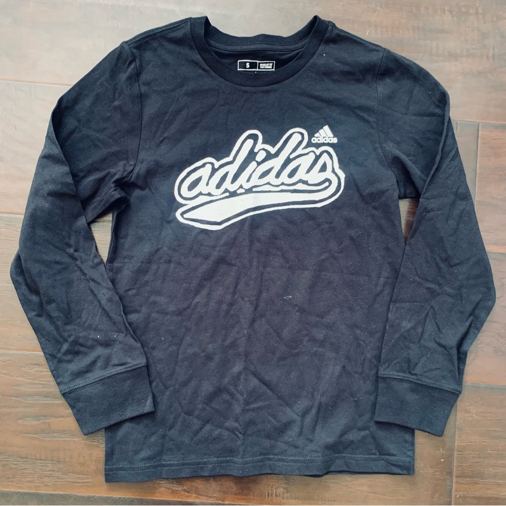 NWOT Adidas Kids Black Graphic Print Long Sleeve T-Shirt Top | Size: S/8